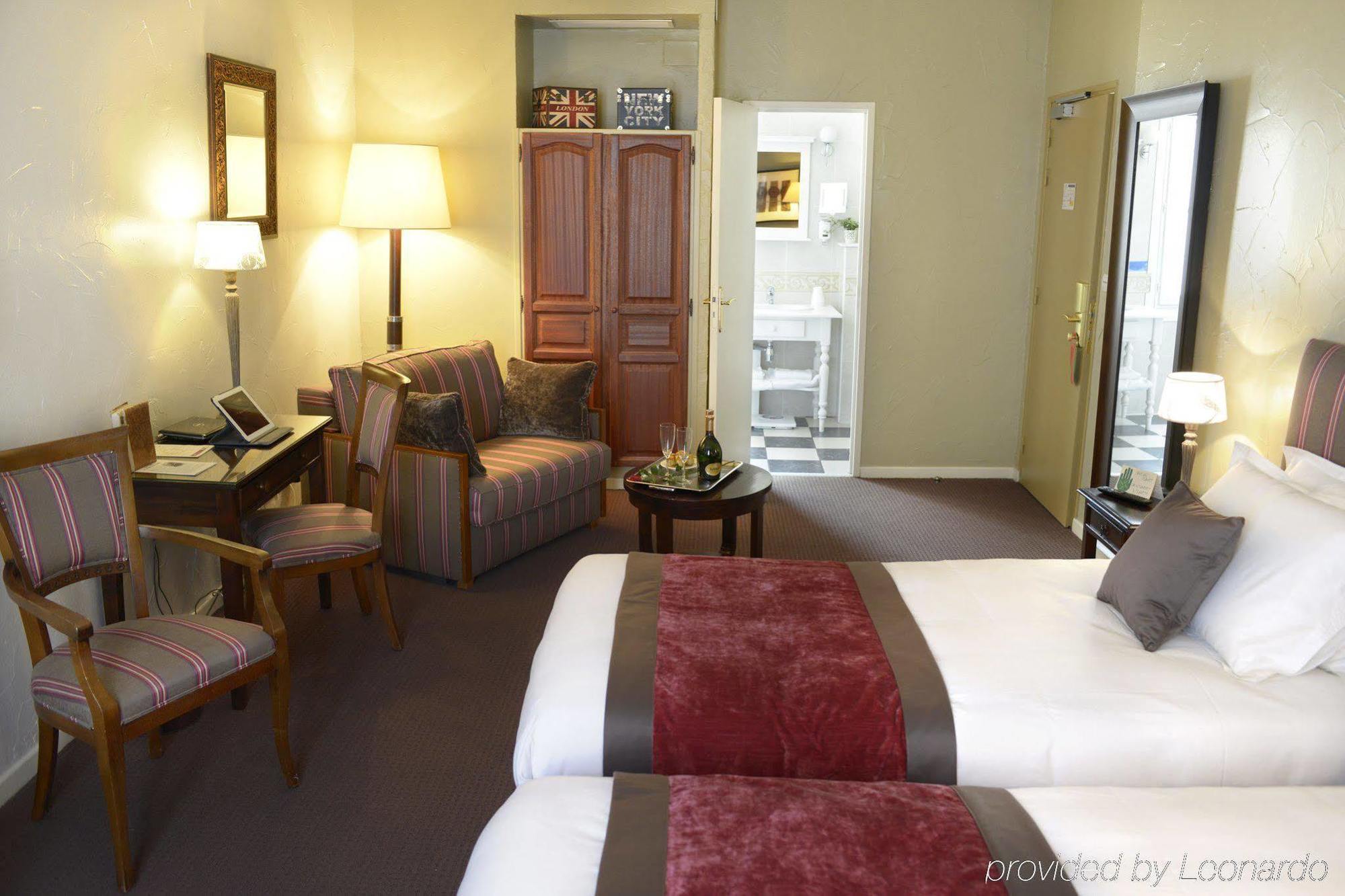 D'aragon Hotel