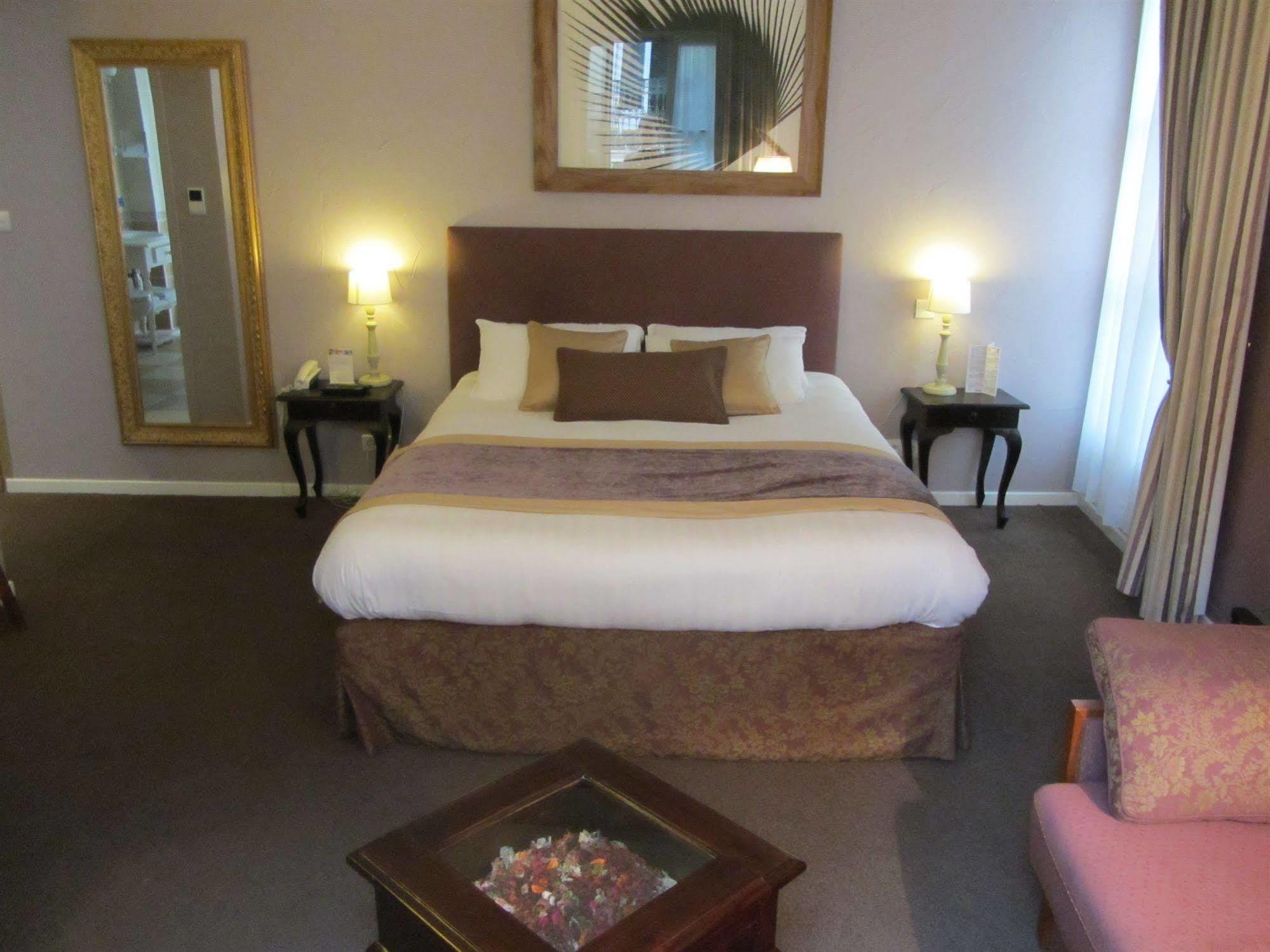 Hotel D'aragon 3*